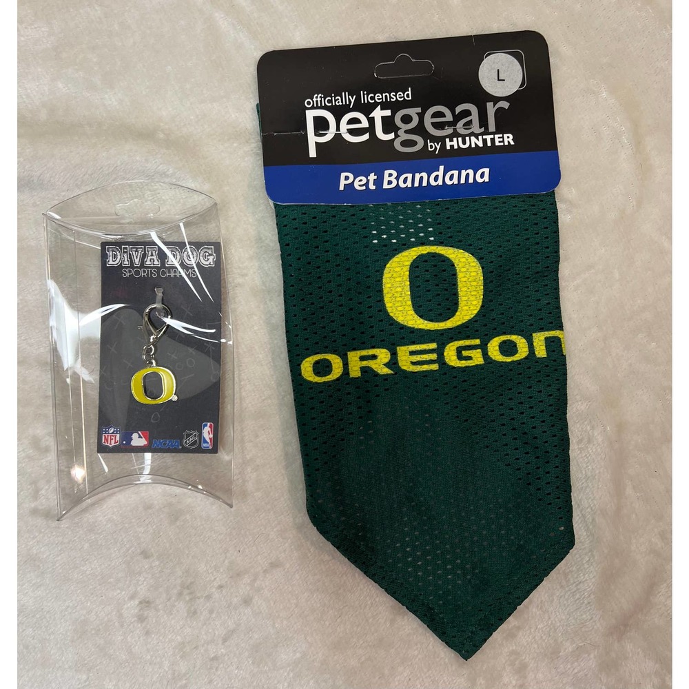 NFL University of Oregon PET BANDANA and Pennant Dog Collar CHARM